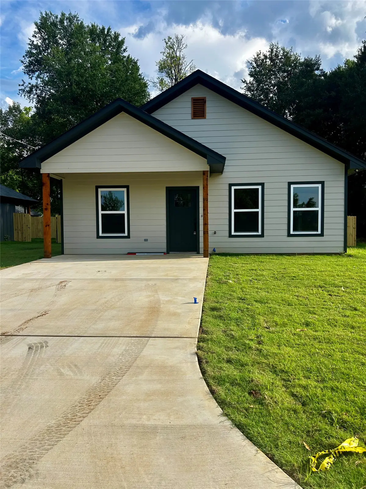 203 E Fleming, Longview, TX 75604 - #1