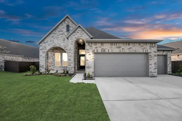 518 Tawny Rim Drive, Willis, TX 77318