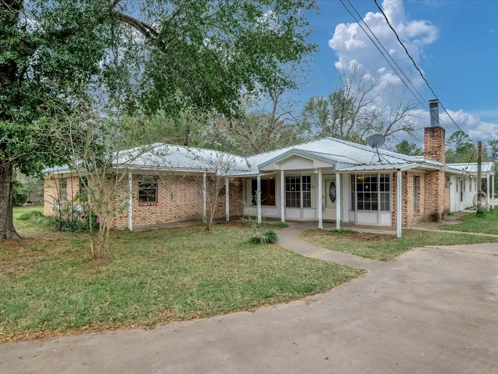 312 Pinecrest Drive, Trinity, TX 75862 - Image #1