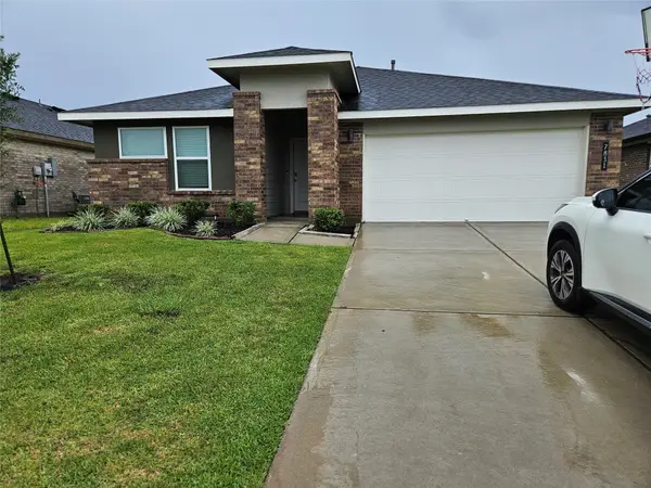 7831 Murciana Drive, Rosharon, TX 77583
