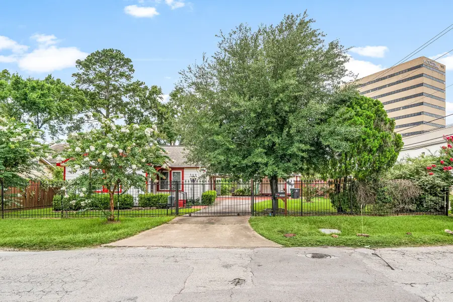 2609 Bevis Street, Houston, TX 77008 - Image #3