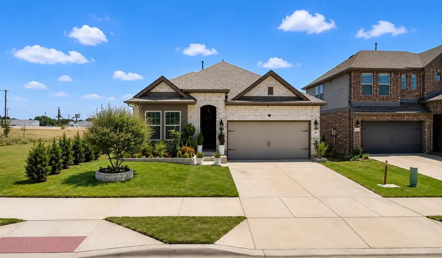 102 Camelia Street, Garland, TX 75043 - #2