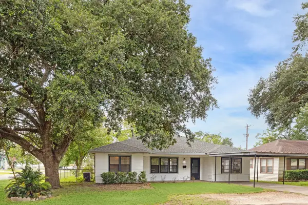 1216 Allen Street, Rosenberg, TX 77471