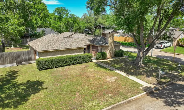 14902 W Beechmoor Drive W, Houston, TX 77095