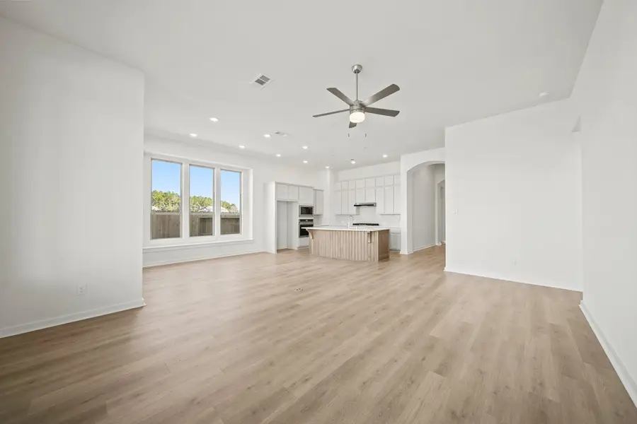 21242 Natalia Grove, Magnolia, TX 77355 - Image #2