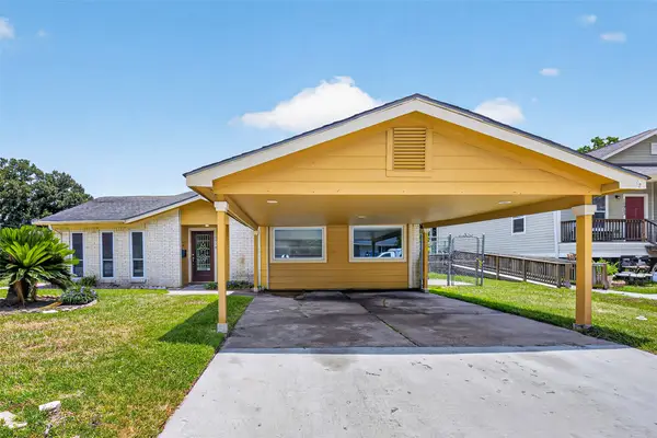 10919 Lockgate Lane, Houston, TX 77048