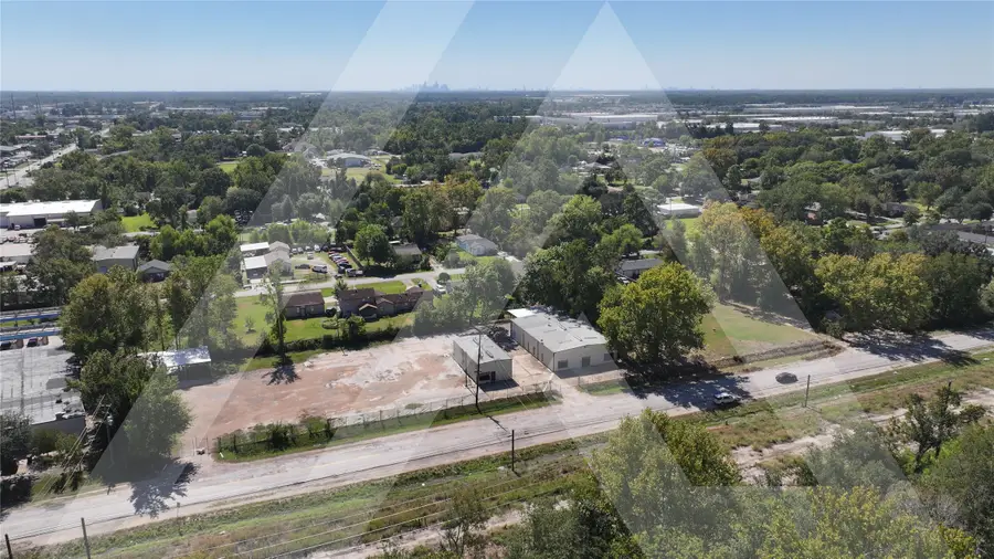 5730 Greens Rd, Houston, TX 77032 - Image #2