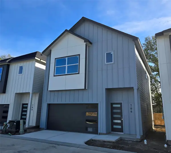 706 Savonna, Houston, TX 77095