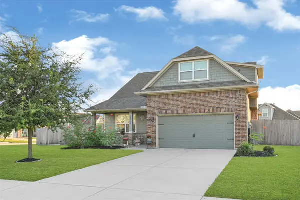 13210 Torino Drive, Mont Belvieu, TX 77535