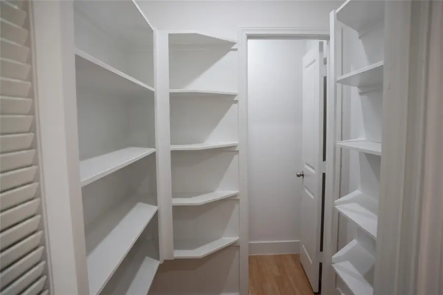 5002 Blackberry Lane, Old River Winfree, TX 77535 - Image #3