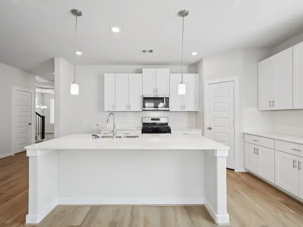 31031 Amalfi Cliff Drive, Huffman, TX 77336