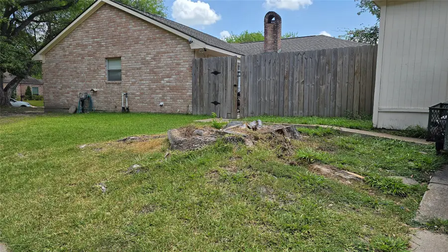 2102 Round Lake Drive, Houston, TX 77077 - #2