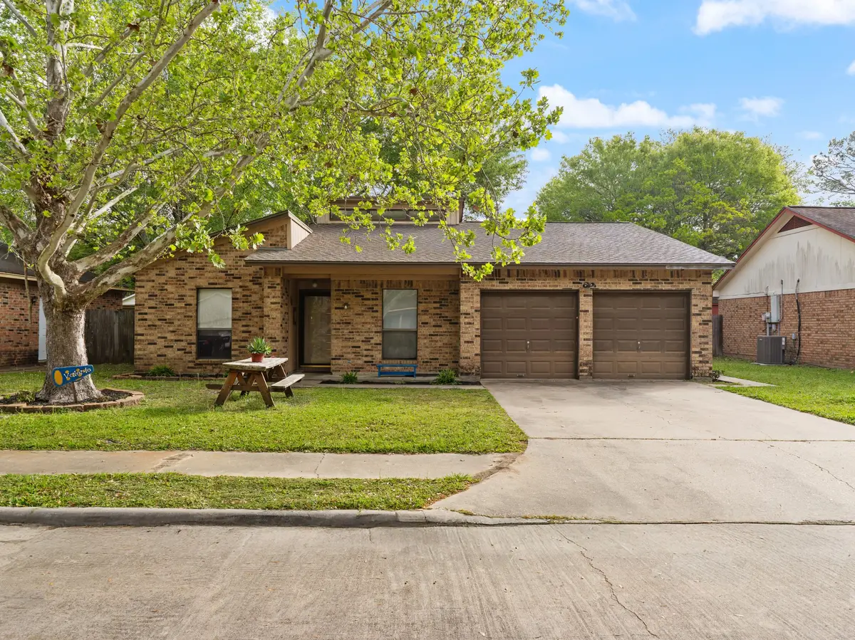 13 Columbella Street, Bay City, TX 77414 - #1