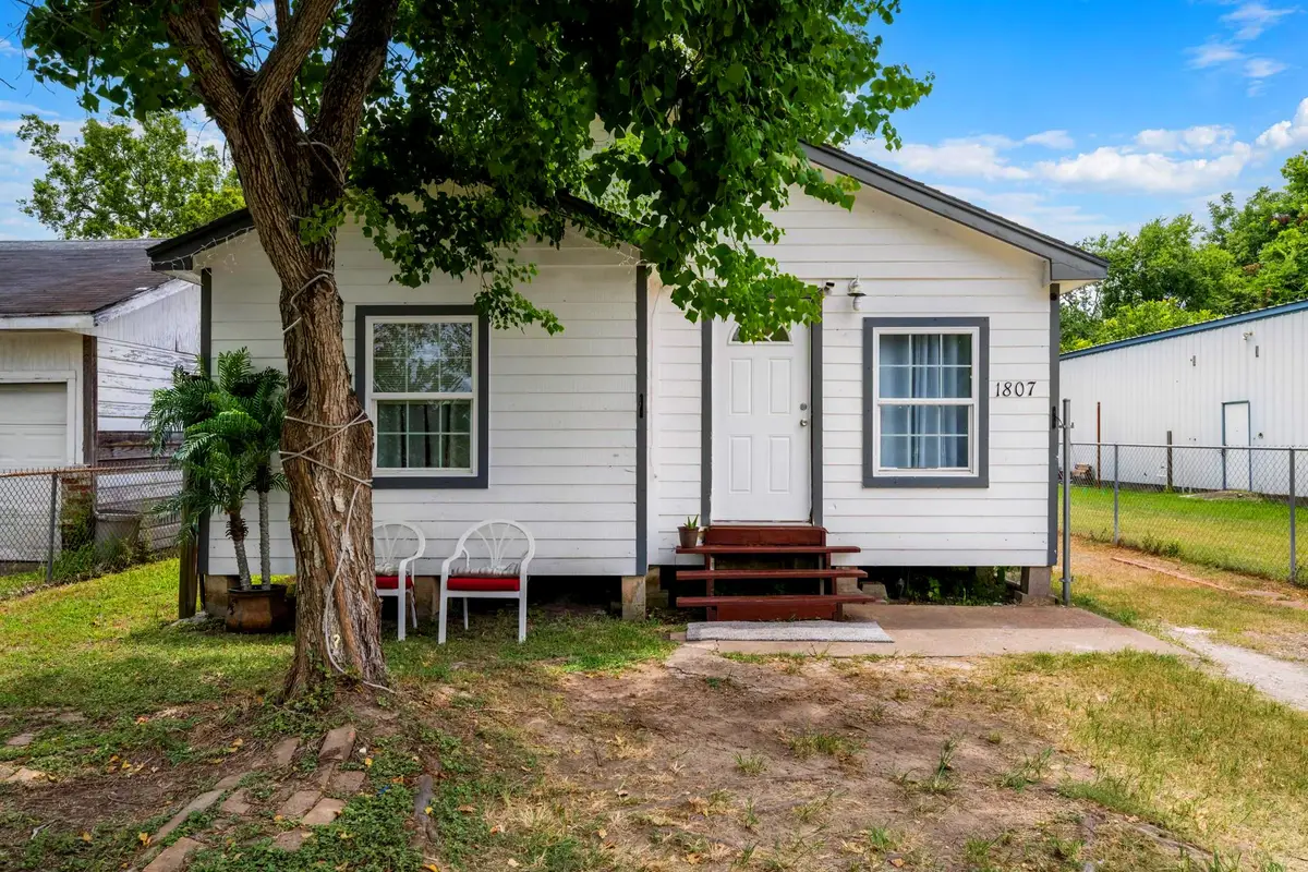 1807 Nashby Street, La Marque, TX 77568 - Image #1