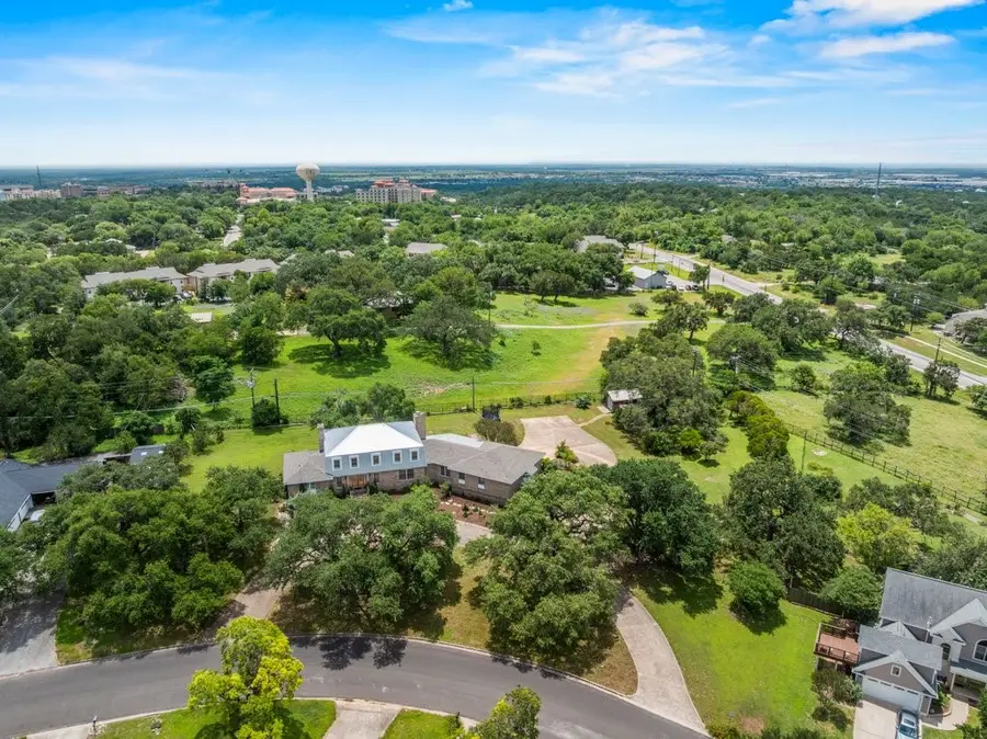 110 W Sierra Circle, San Marcos, TX 78666 - #2