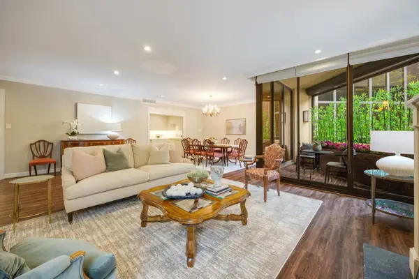 5555 Del Monte Drive #205, Houston, TX 77056