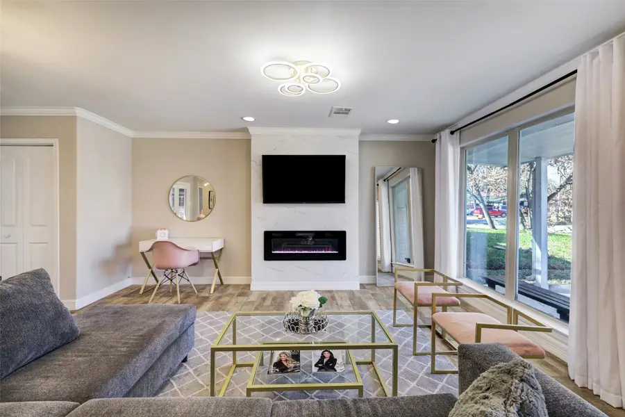 9007 Beverlyhill Street, Houston, TX 77063 - Image #3