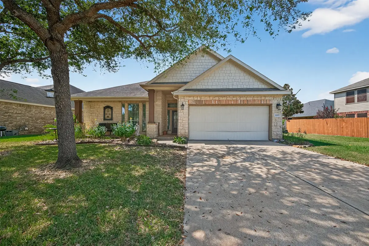 2019 Preston Park, Rosenberg, TX 77471 - #1