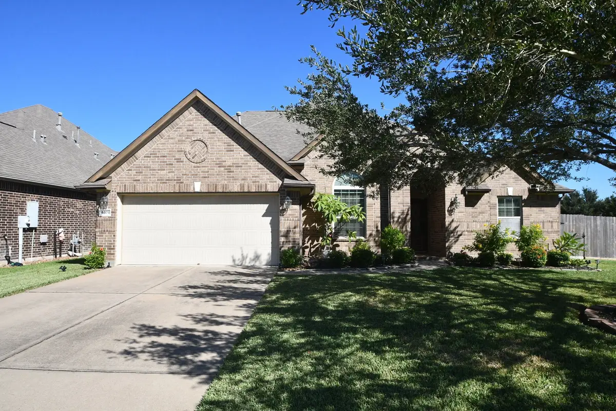 6304 Wood Creek Lane, League City, TX 77573 - #1