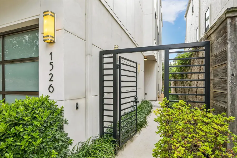 1526 Vermont Street, Houston, TX 77006 - #3