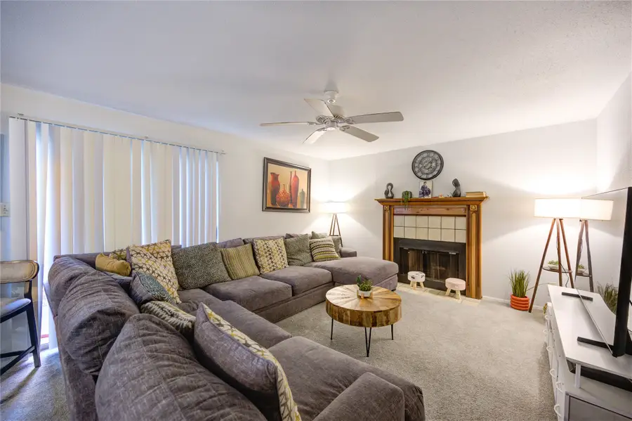 14911 Wunderlich Drive #413, Houston, TX 77069 - Image #2