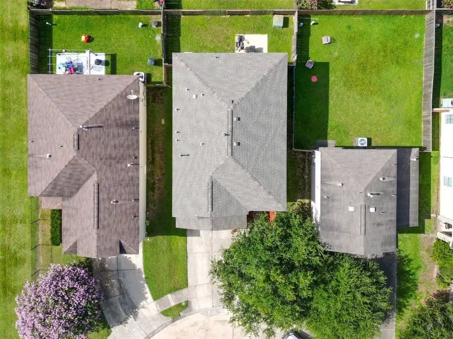 2907 Valiant Scene Court, Houston, TX 77038 - Image #3