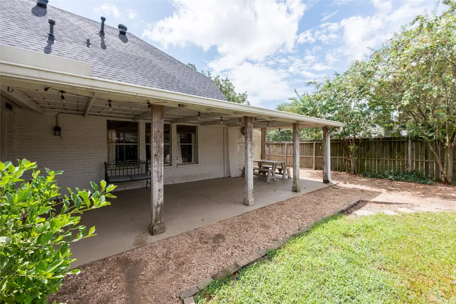 5501 Pecos Street, Dickinson, TX 77539 - #3