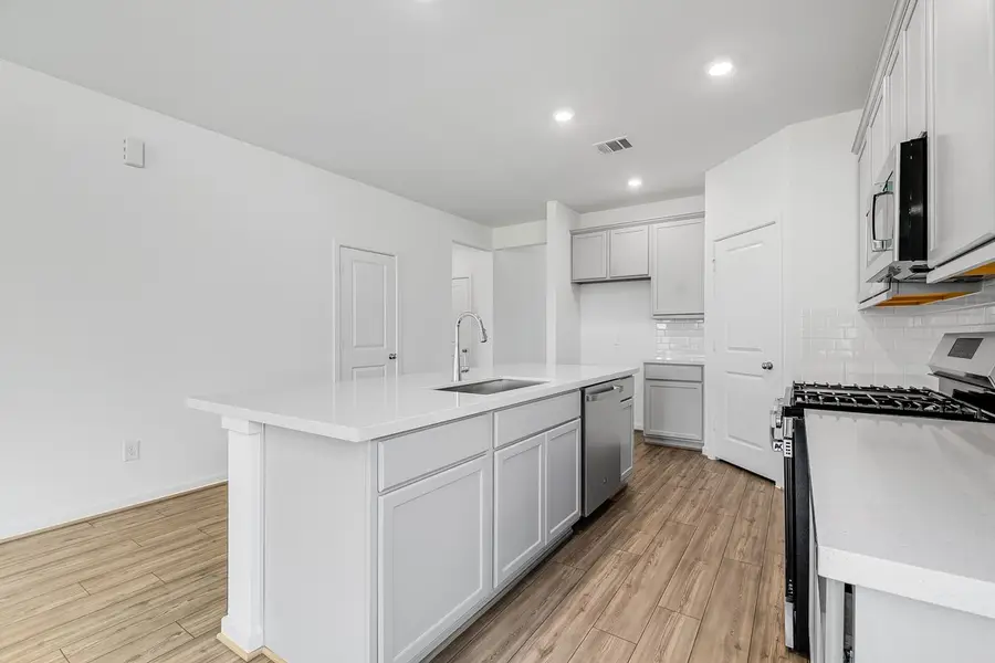 1127 Buffalo Run, Tomball, TX 77375 - Image #3