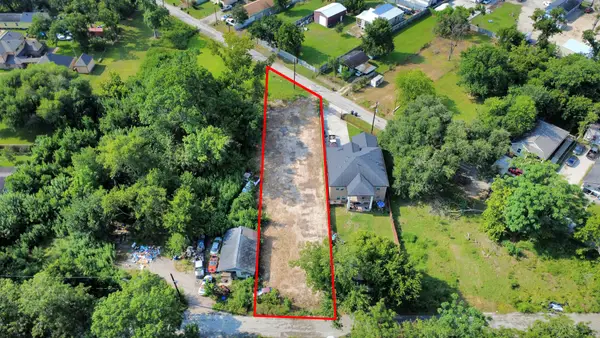 833 Rosie, Houston, TX 77091