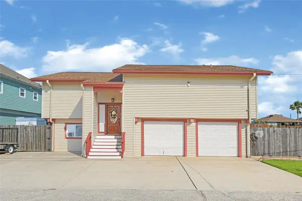 772 Marlin Street, Hitchcock, TX 77563