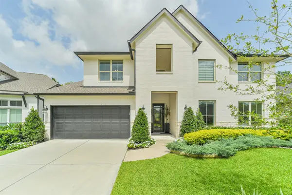 145 Sweeping Valley Drive, Montgomery, TX 77316