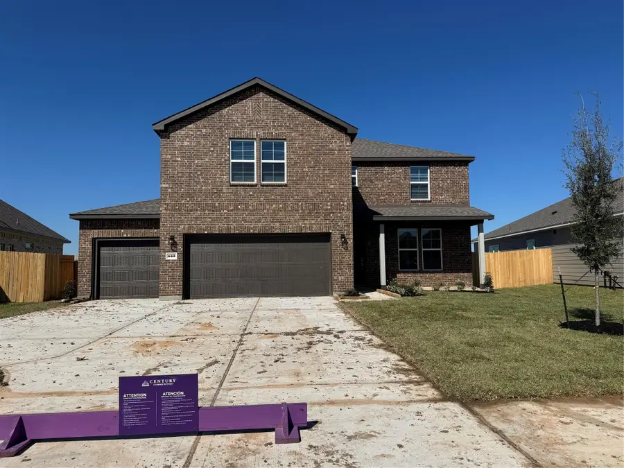 668 Woodhaven Lakes Drive, La Marque, TX 77568 - Image #2