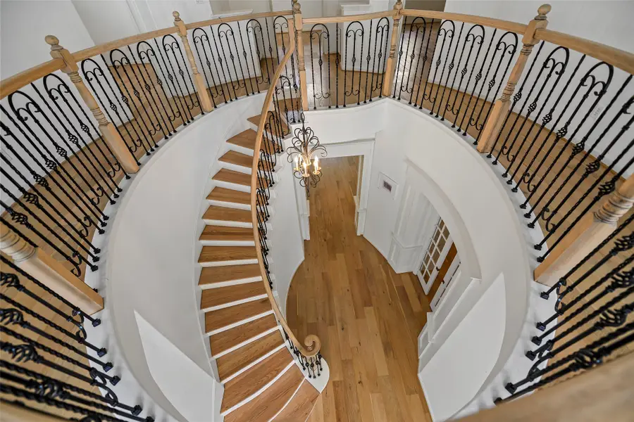 98 E Beckonvale Circle, The Woodlands, TX 77382 - #3