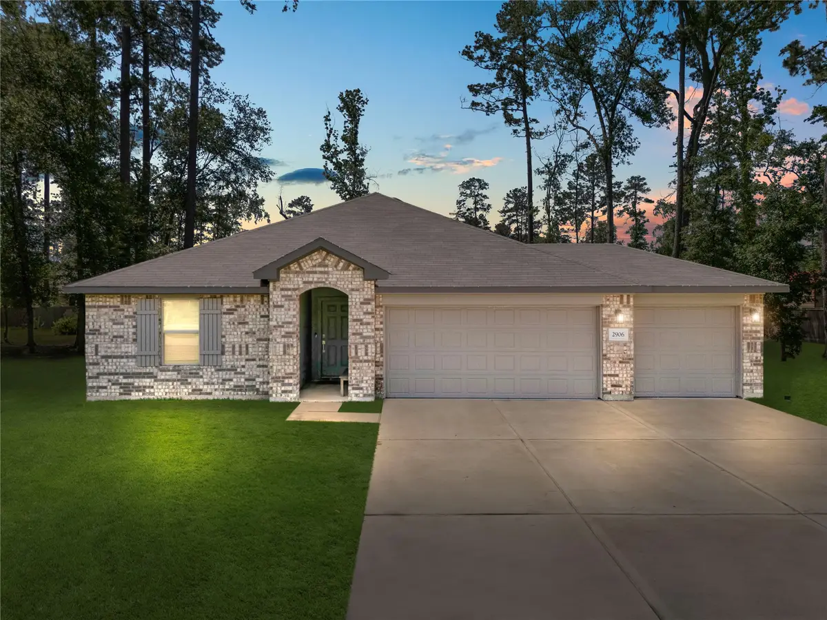 2906 Roman Forest Boulevard, New Caney, TX 77357 - Image #1