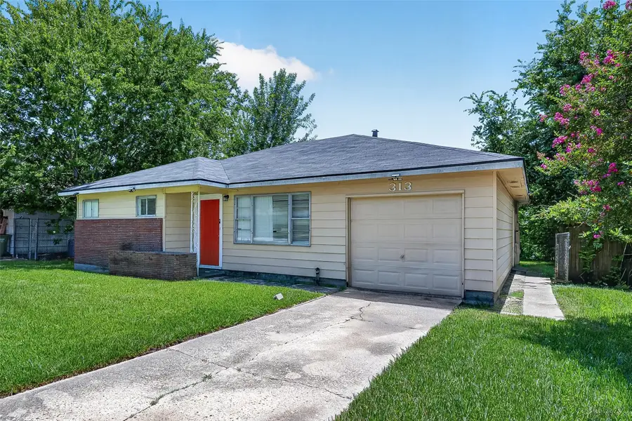 313 Greenbriar Drive, Baytown, TX 77520 - #3