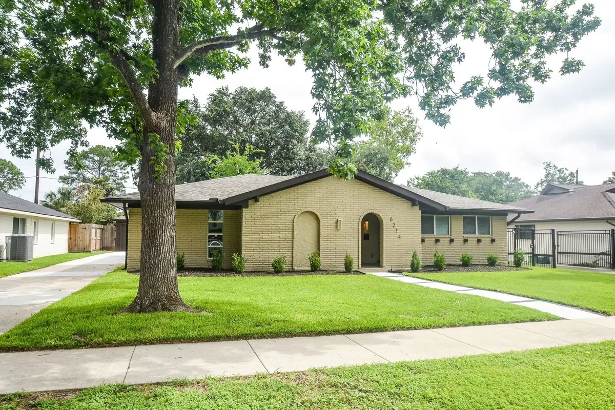 6214 Yarwell Drive, Houston, TX 77096 - #1