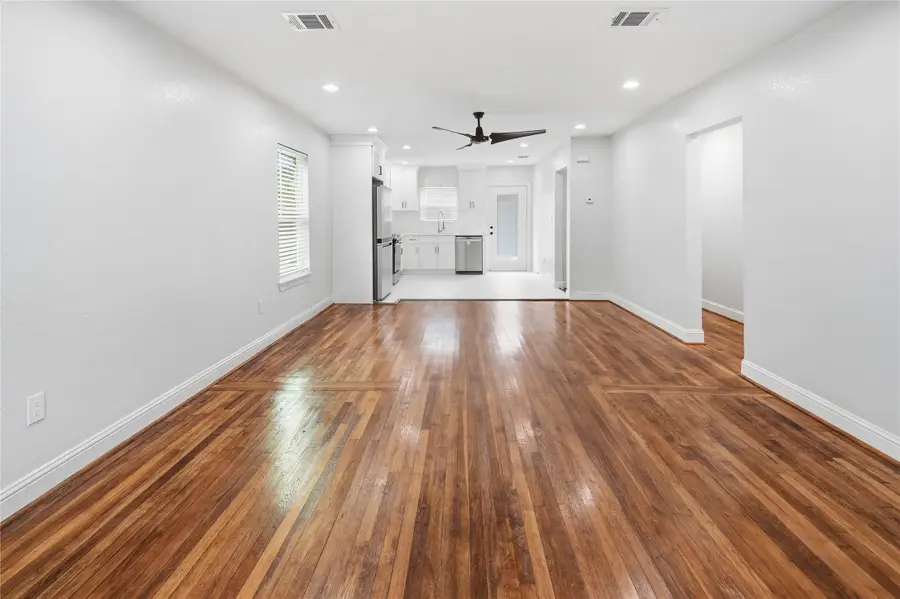 318 2nd Street N, Texas City, TX 77590 - #2