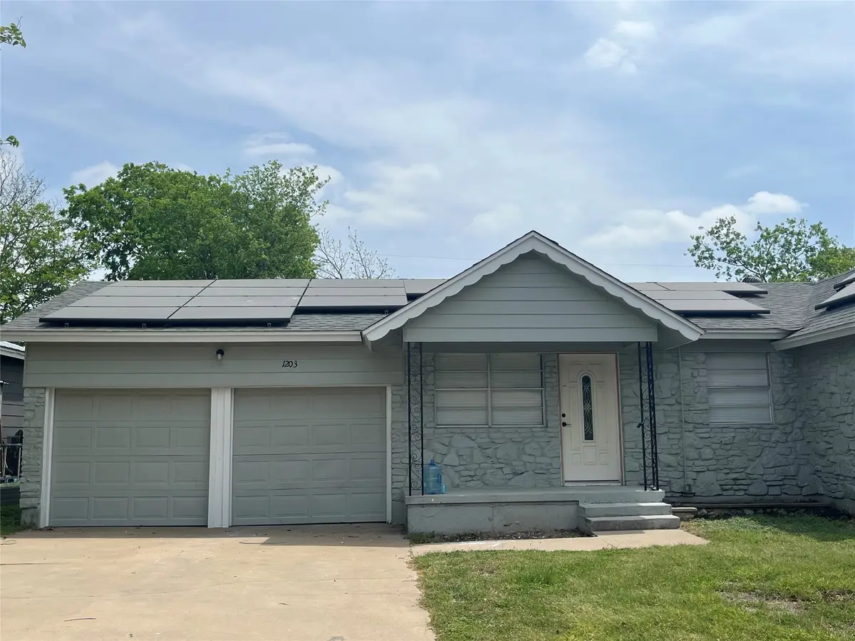 1203 S 17th Street, Copperas Cove, TX 76522 - #1