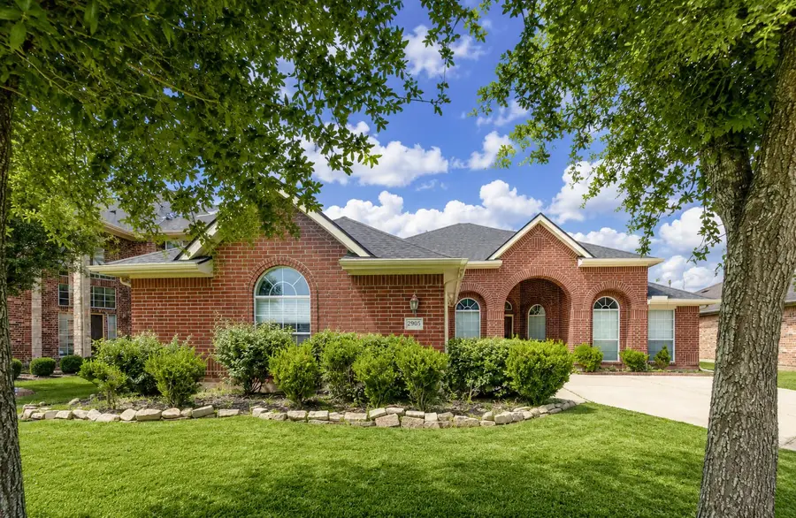 12905 Quail Creek Drive, Pearland, TX 77584 - #2