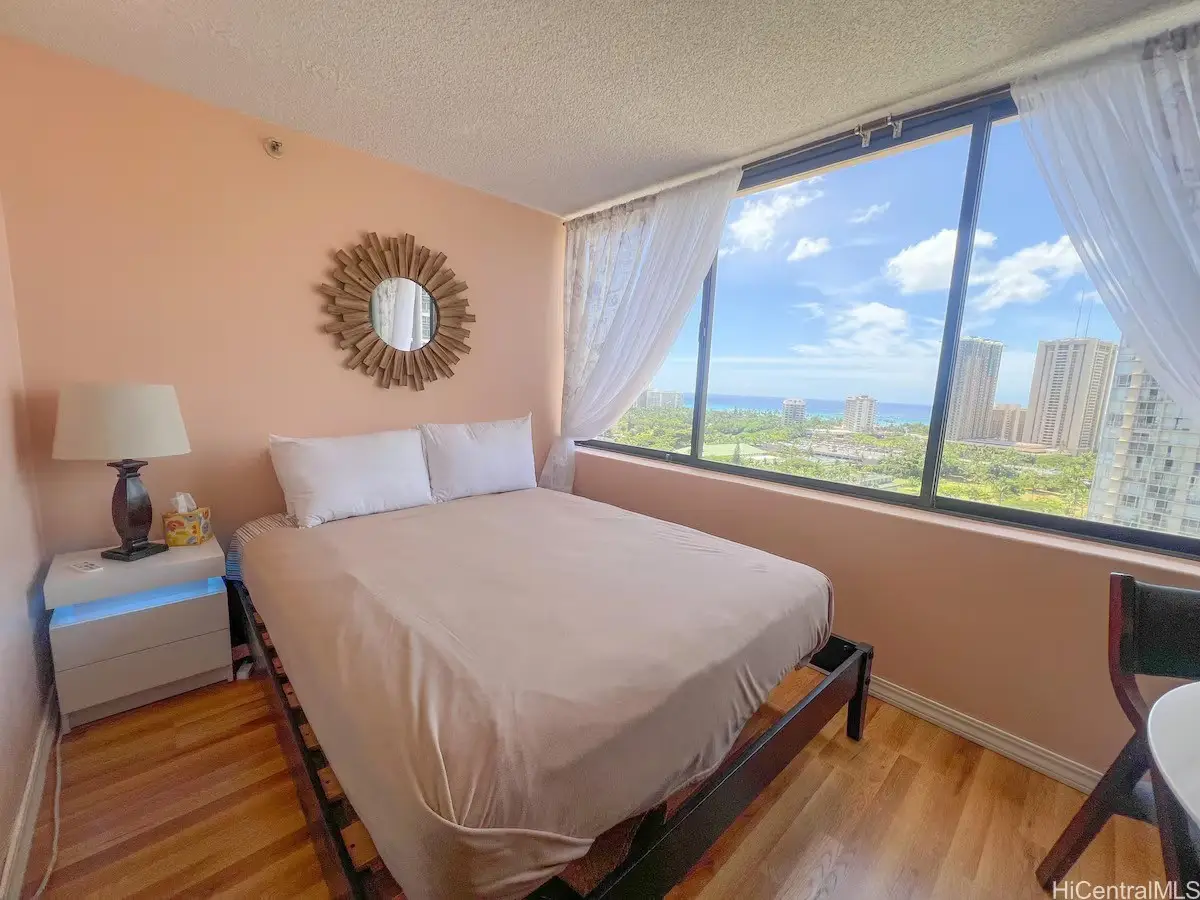 444 Niu Street #2105, Honolulu, HI 96815 - Image #1