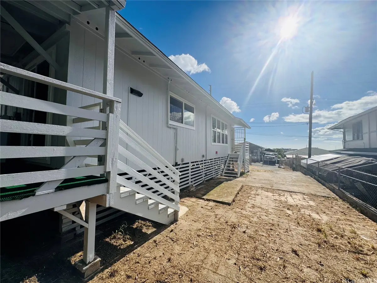 1592 Perry Street, Honolulu, HI 96819 - Image #1