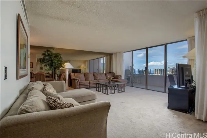 2240 Kuhio Avenue #3807, Honolulu, HI 96815 - Image #3
