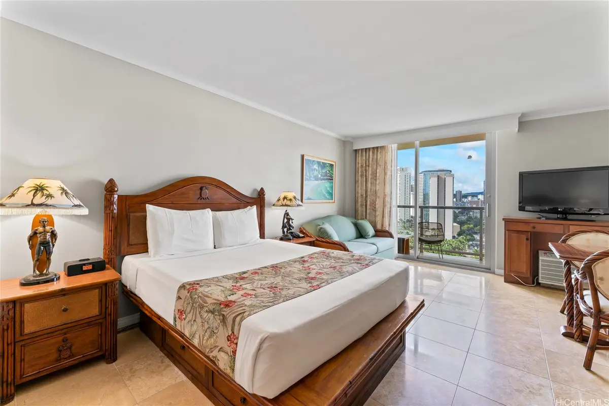 2045 Kalakaua Avenue #1601, Honolulu, HI 96815 - Image #1