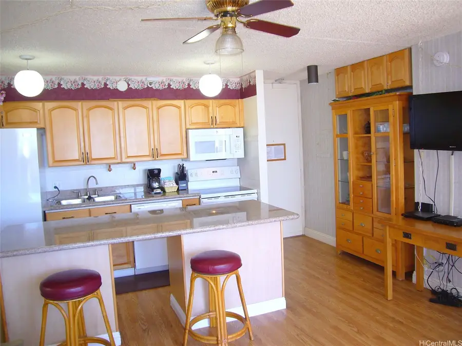201 Ohua Avenue #2112 Mauka, Honolulu, HI 96815 - Image #3