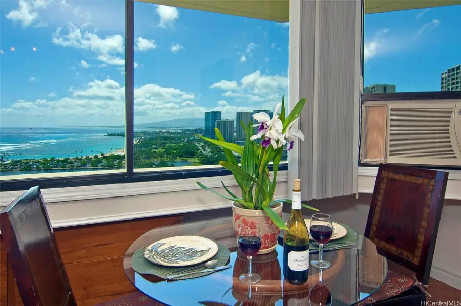 1700 Ala Moana Boulevard #2402, Honolulu, HI 96815 - Image #2