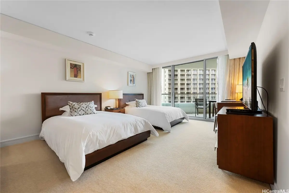 223 Saratoga Road #1310, Honolulu, HI 96815 - Image #1