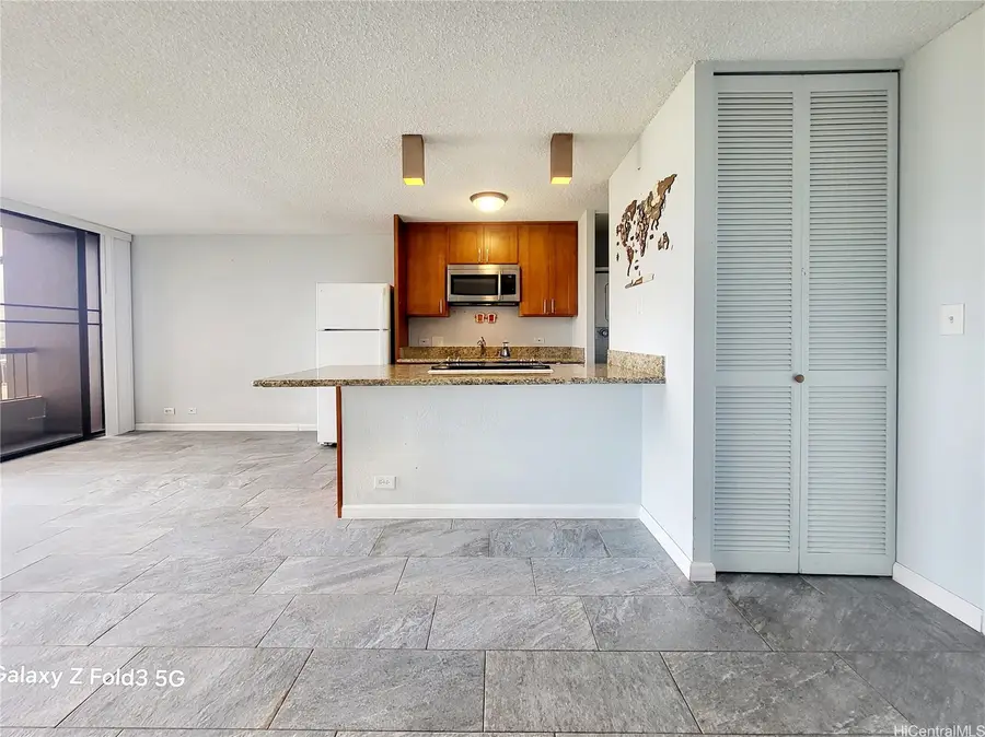 320 Liliuokalani Avenue #1504, Honolulu, HI 96815 - Image #2