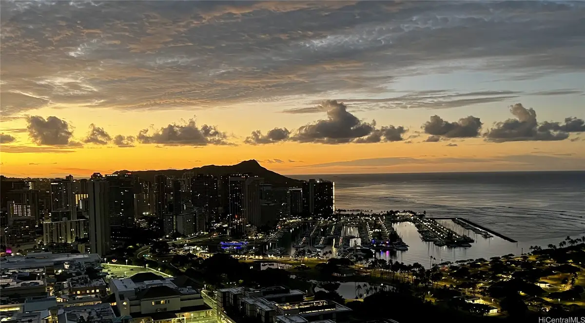 88 Piikoi Street #4406, Honolulu, HI 96814 - Image #1