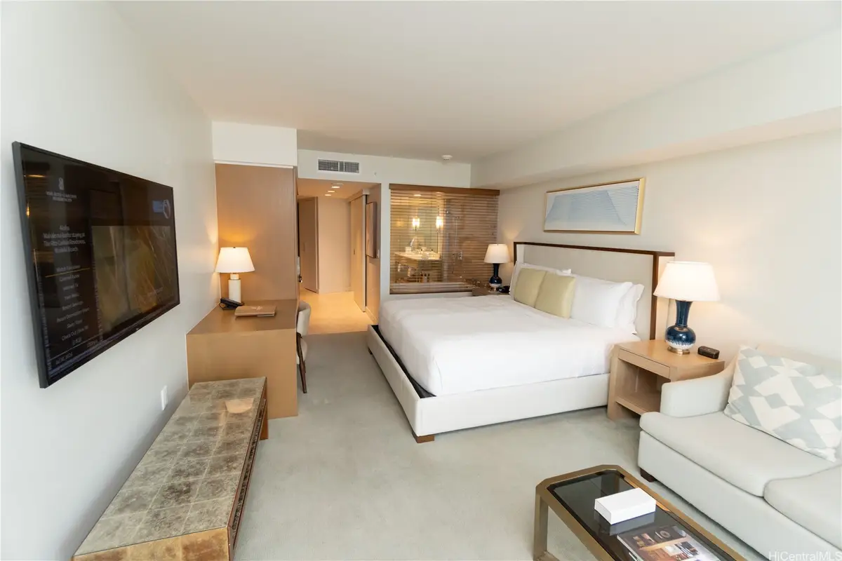 383 Kalaimoku Street #E1613, Honolulu, HI 96815 - Image #1