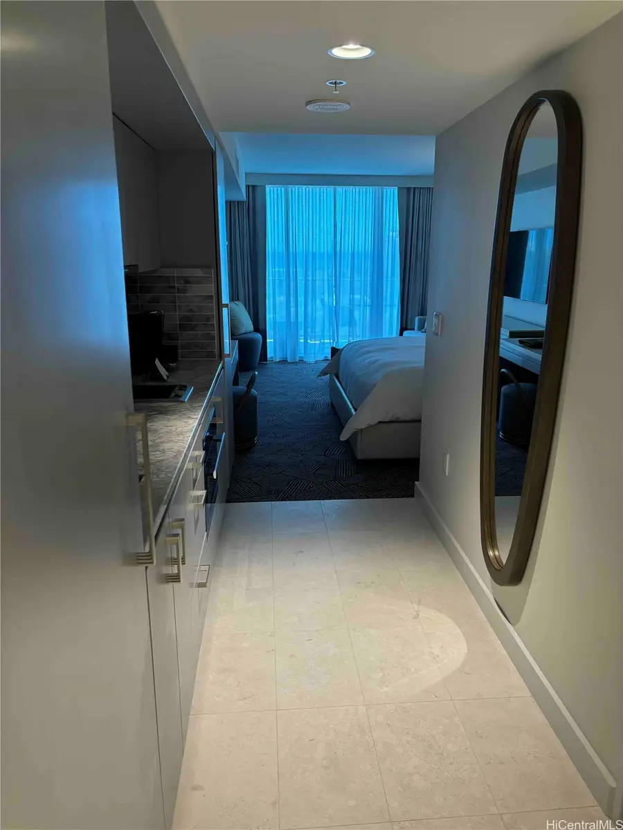 383 Kalaimoku Street #1106, Honolulu, HI 96815 - Image #3